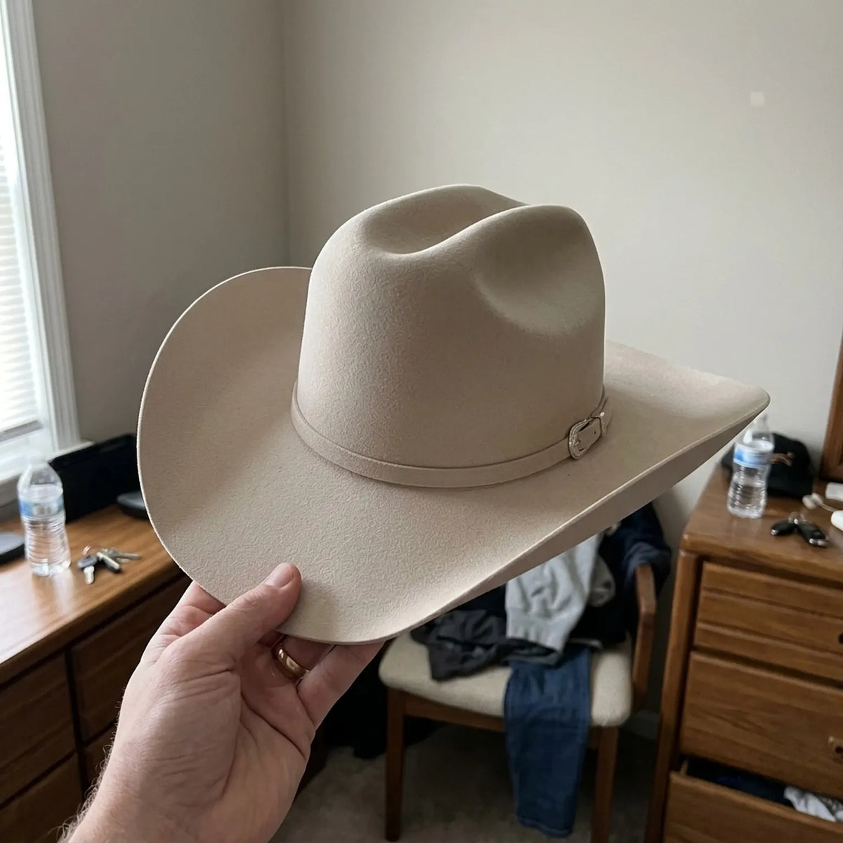 Unisex Beige Felt Cowboy Hat with Leather Band and Silver Buckle
