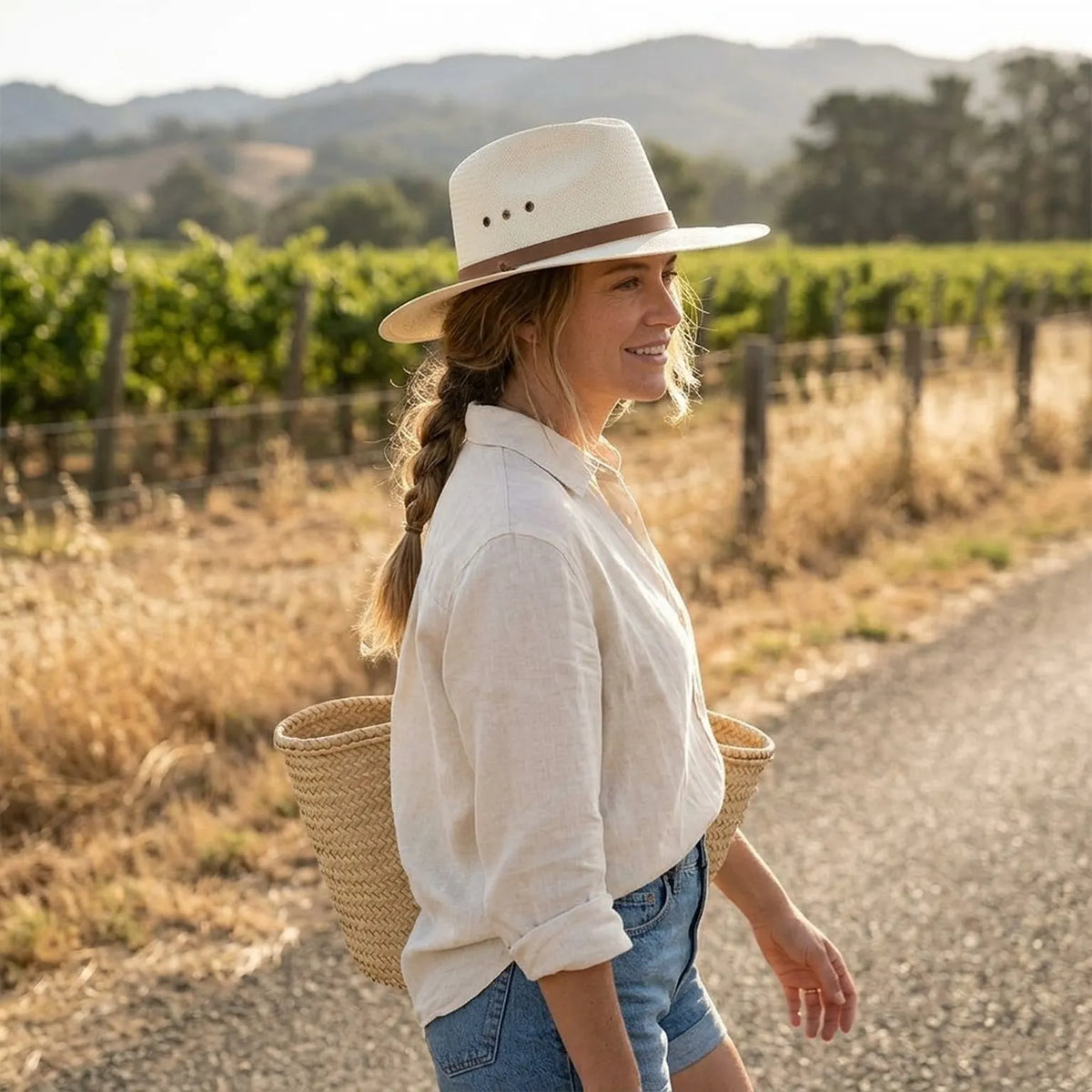 Unisex White Straw Western Hat with Leather Band and Brim Snaps