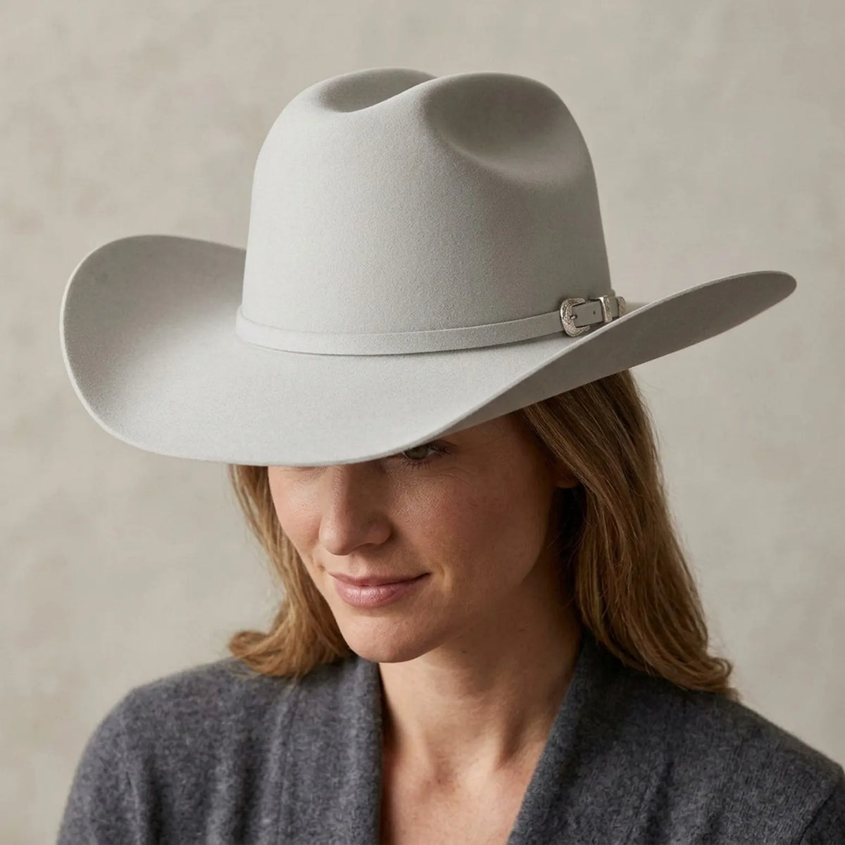 White Felt Western Hat With Clean Crown and Slim Band