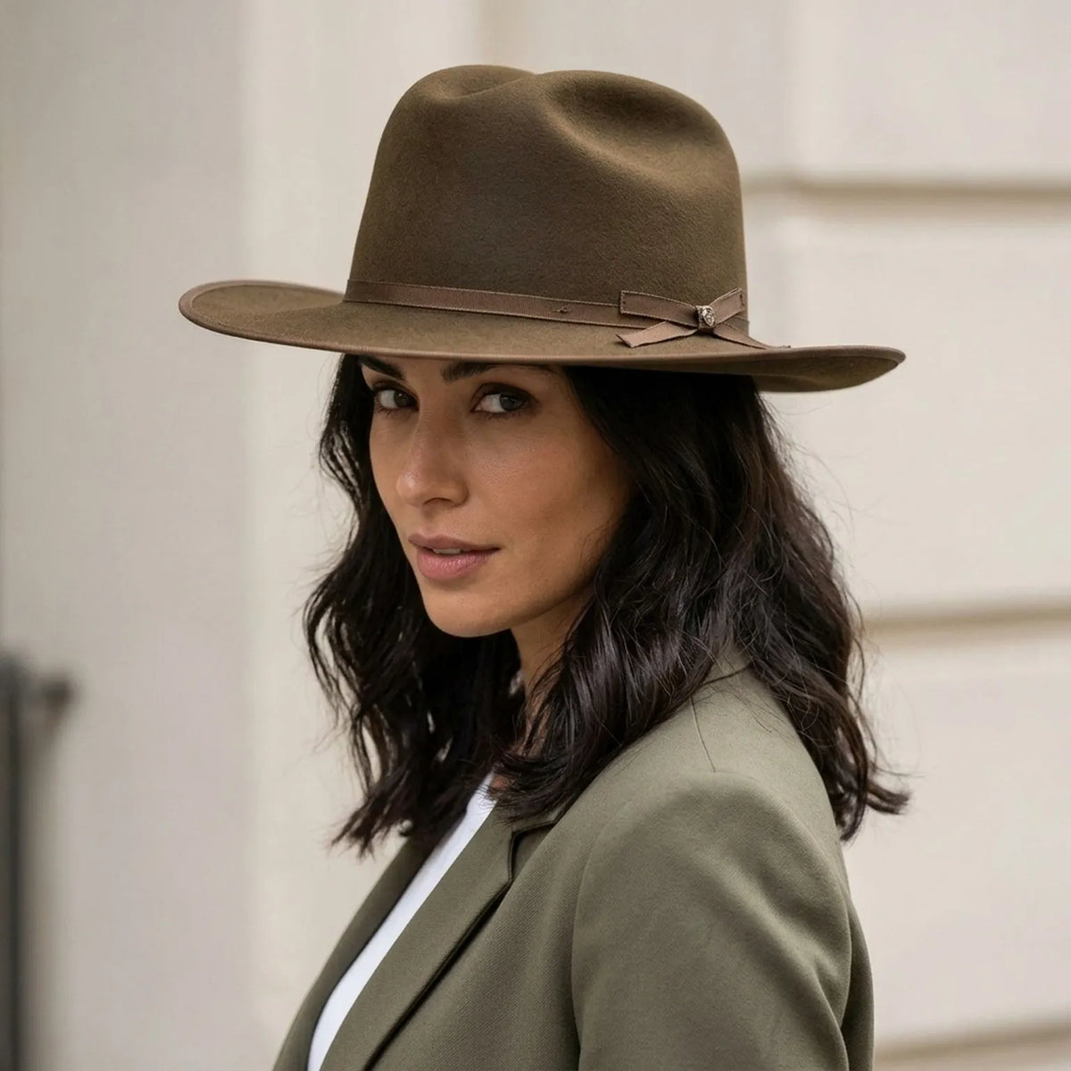 Brown Wide Brim Felt Western Hat with Classic Shape